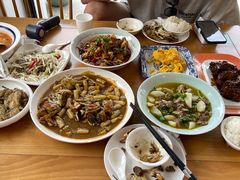 -品鲜村农家菜·阳澄湖大闸蟹(总店)