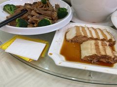 -巨元河鲜酒楼·清远特色菜名店(英德店)