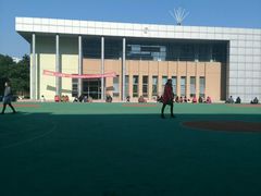 -上海市曹杨职业技术学校