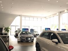 -上海冠松华奥奥迪4S店(张江店)