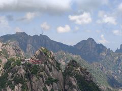 -黄山光明顶山庄