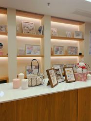 -摩睫+皮肤管理·科学美容中心