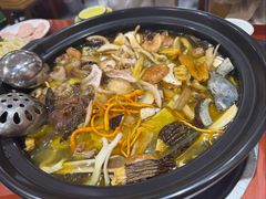-菌之家·专业纯野生菌火锅·特色炒菌