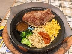 -菲滋意式餐厅(富阳东方茂店)