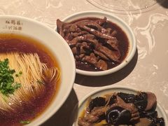 -松鹤面馆·古法焖肉面(观前店)