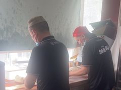 -歹歹的加个面过油肉拌面