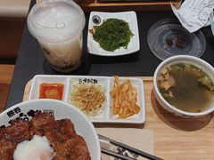-熊吞·大碗丼烧肉饭(西市场嘉华店)