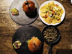 -HIGH FIVE哈福手工汉堡(桂林路店)