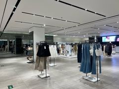 -ZARA(世贸天阶店)
