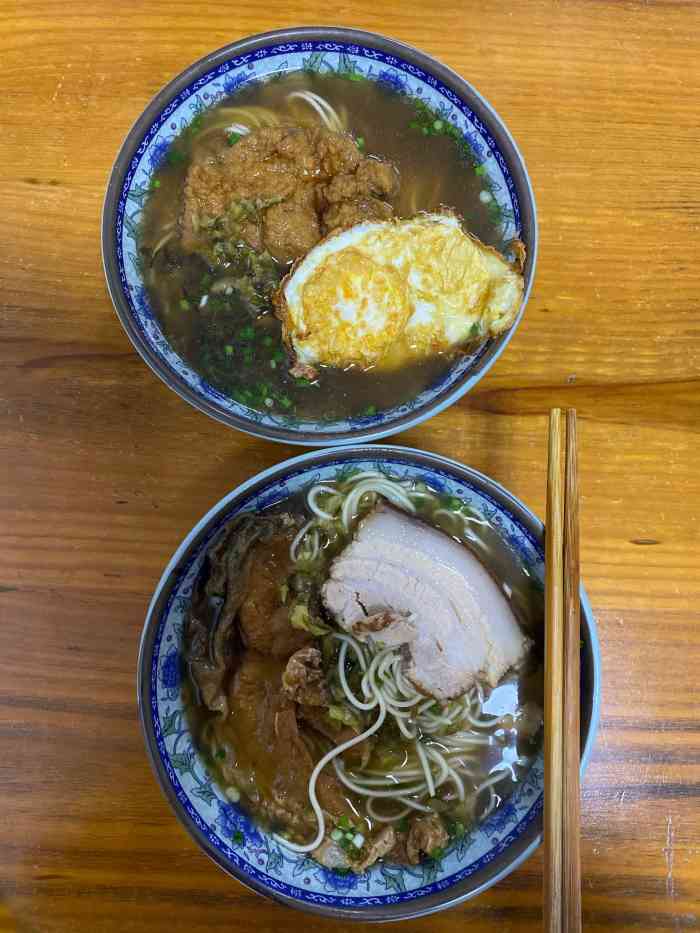 王大妈面馆-"面馆开在古镇中心位置,沿着河边的商铺,晚.