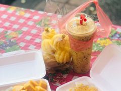 -芒果糯米饭摊子