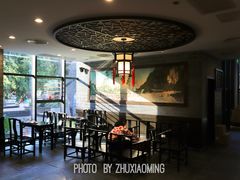 -星巴克(南宁民歌湖店)