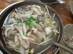 平菇砂锅-汝萍传统蘸水菜(春华路总店)