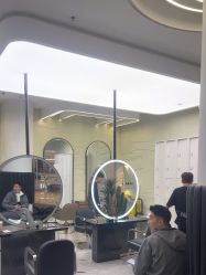 -慕名造型
