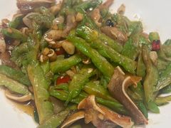 苦瓜炒顺风-黄泥岗·地道湖北菜(奥特莱斯店)