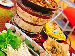 -沙胆彪炭炉牛杂煲(成都玉林店)