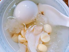 银耳莲子糖水-石楼老字号糖水店(人民路店)
