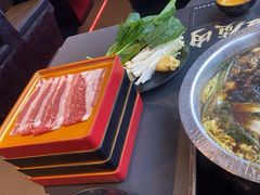 -牛武士寿喜烧·和牛火锅自助(全球首店)