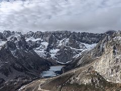 -莲宝叶则景区