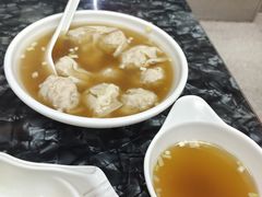 -燊意布拉肠云吞面(中山四路店)