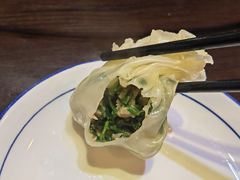 羊肉沙葱烧麦-内蒙联营烧麦 草原石榴红(护国寺店)