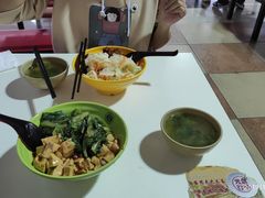 -上海理工大学第五食堂