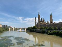 -皮拉尔圣母圣殿主教座堂