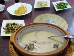 -天目湖刘老四农庄