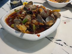 -凤凰路何眼镜香辣蟹(花果园店)