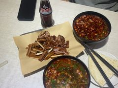 -牵人麻辣粉(粉巷店)