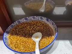 -乡土黄·鲜牛肉火锅·小龙虾(兴业街店)