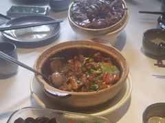 -八府香鸭·啫啫煲(华山路店)