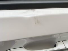-鲨鱼皮汽车凹陷玻璃修复(静安店)