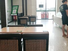 -德克士(哈西火车站店)