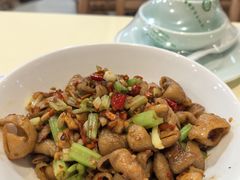 酸菜爆炒肥肠-笨罗卜浏阳菜馆(龙华鹏润达店)