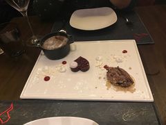 -恰餐厅及酒吧 CHAR Bar & Grill (北京丽都皇冠假日店)