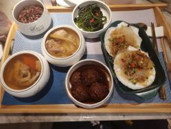 -安雅国际月子会所(拱北森宇富通店)