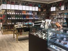 -VENCHI 闻绮(北京国贸商城店)