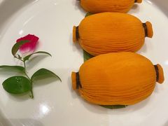 猫山王榴莲酥-东富酒家(龙湖西溪天街店)