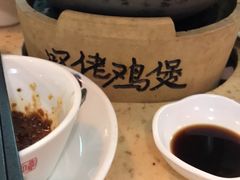 -芳村榕树头叹佬鸡煲(体育西店)