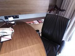 -上海滴水湖皇冠假日酒店