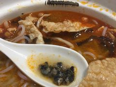 -丽丽三鲜螺蛳粉(田林路店)