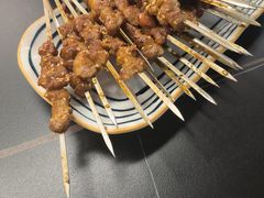 -许哥东北烧烤·铁丳烤串·宫后夹肉(繁花中心店)