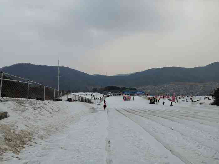 大连岔鞍嬉雪乐园图片