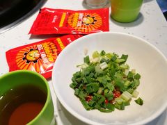 -钢管厂五区小郡肝串串香(奥克斯广场锦城万达店)