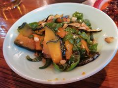 -柴窝堡22号辣子鸡·传承新疆菜