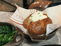 -BOURBON 玻本美式餐厅酒吧(虹桥新天地店)