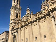 -皮拉尔圣母圣殿主教座堂