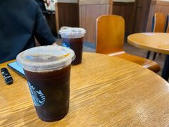 -星巴克(无锡百联奥特莱斯店)