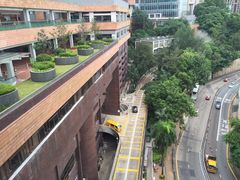 -香港大学